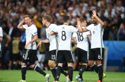 开云足球直播-法国队碾压韩国队，桃田贤斗高光表现的简单介绍