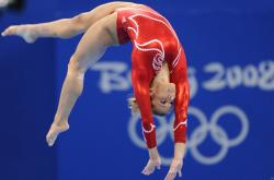 开云体育-伊布节奏艺术，巴萨式掌控如何连续压制丹麦风暴