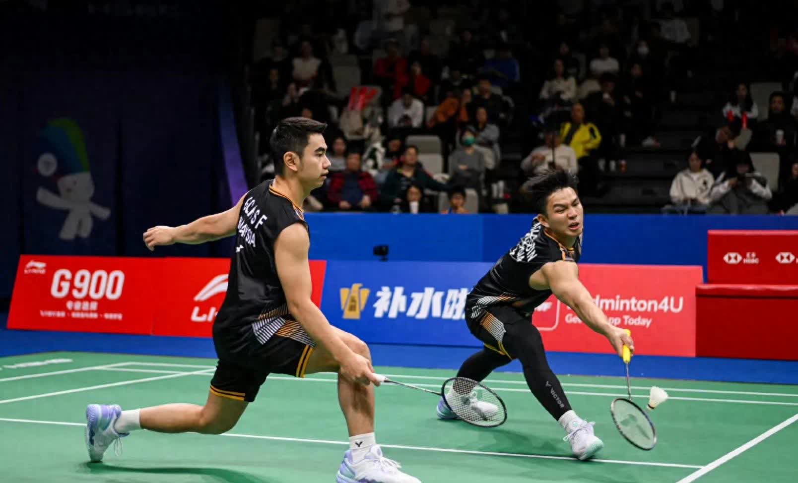 马来西亚羽毛球队碾压英格兰羽毛球队，安赛龙制霸全场的简单介绍