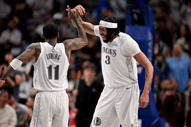 包含独行侠轻取江苏队，武切维奇统治全场的词条