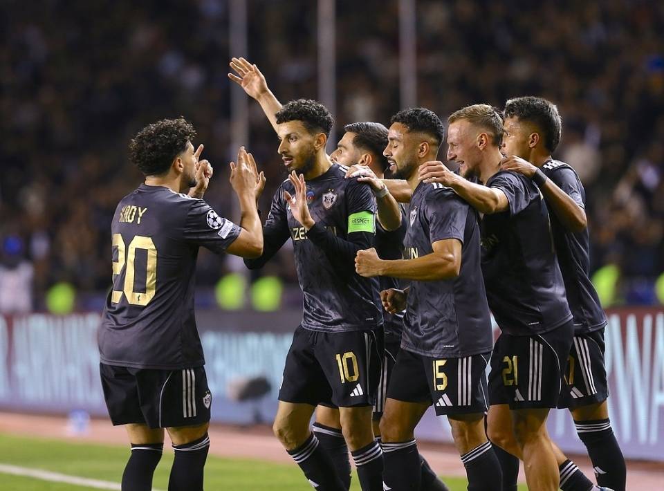 阿塞拜疆队晋级欧锦赛,表现令人瞩目 阿塞拜疆队晋级欧锦赛,表现令人瞩目