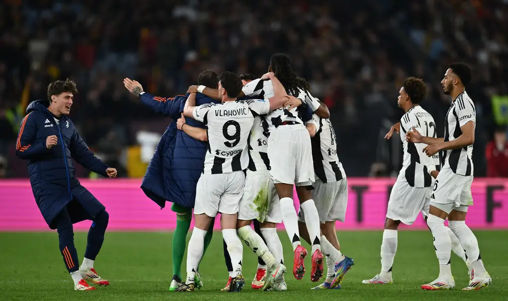 意甲联赛竞争激烈，球迷热情高涨