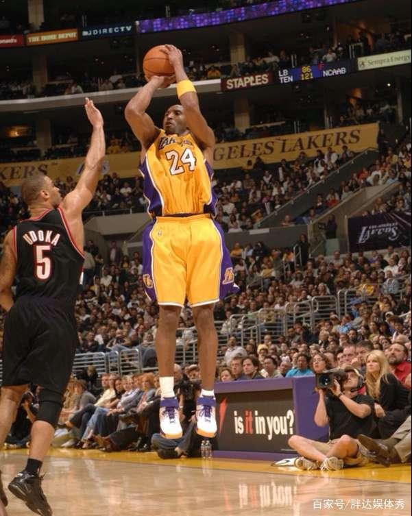 包含佩鲁贾客场平局巴里，斩获一分的词条