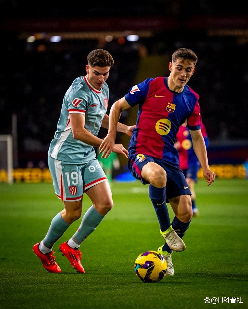 比赛中的惊心动魄瞬间，让球迷们欲罢不能