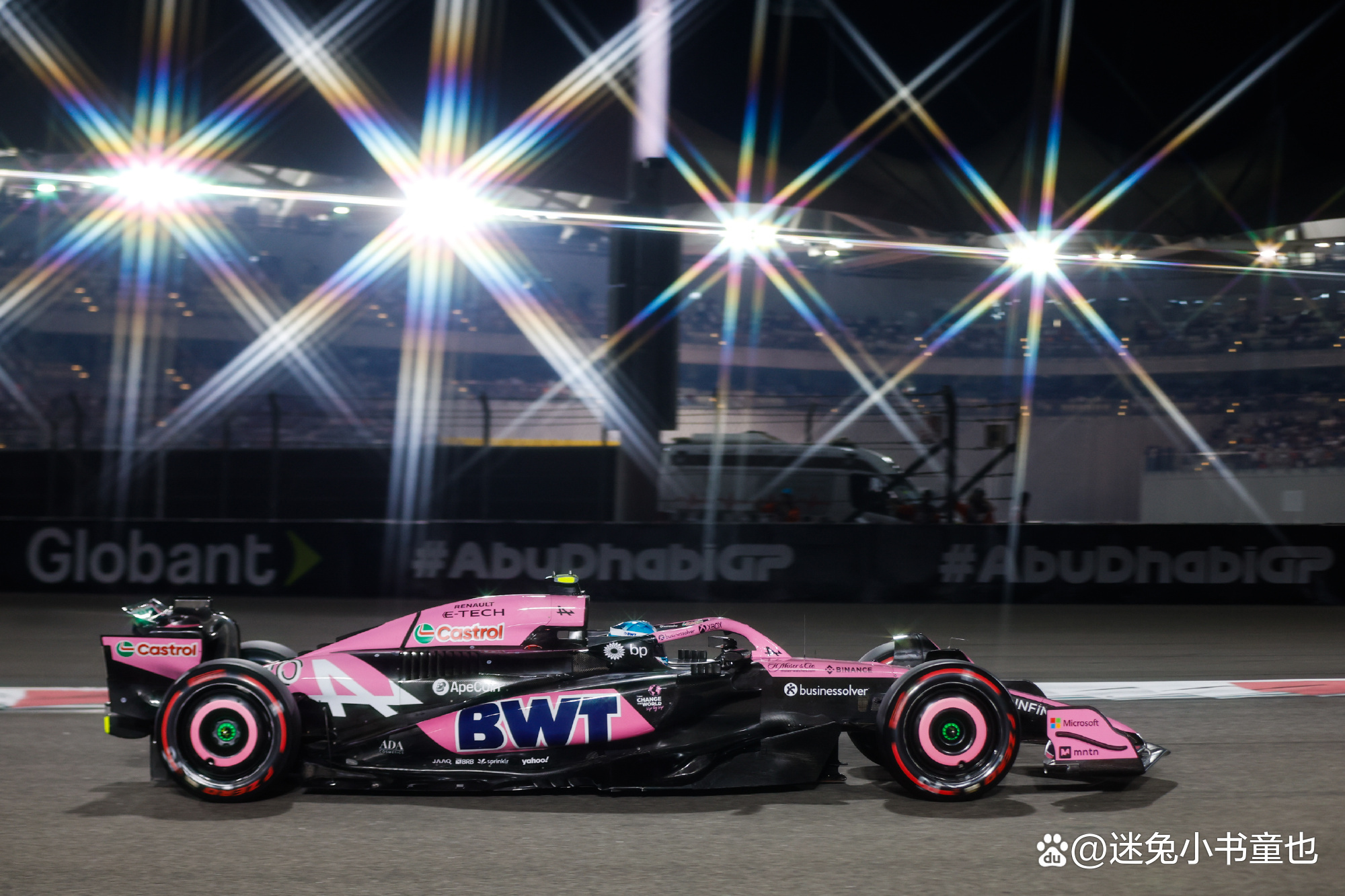 迈凯伦逆转雷诺车队,佩雷兹统治全场的简单介绍 迈凯伦逆转雷诺车队,佩雷兹统治全场的简单介绍