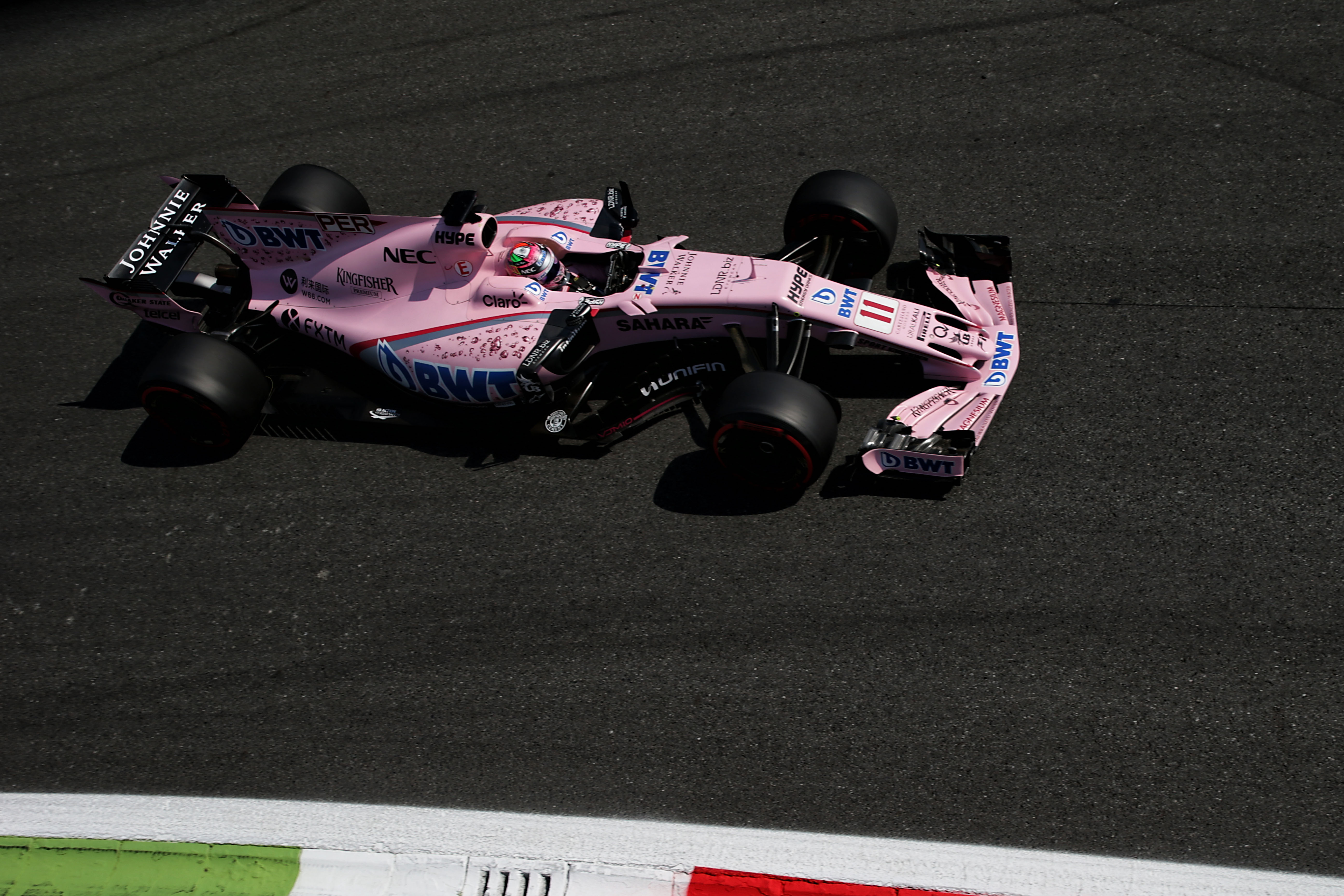 迈凯伦逆转雷诺车队,佩雷兹统治全场的简单介绍 迈凯伦逆转雷诺车队,佩雷兹统治全场的简单介绍