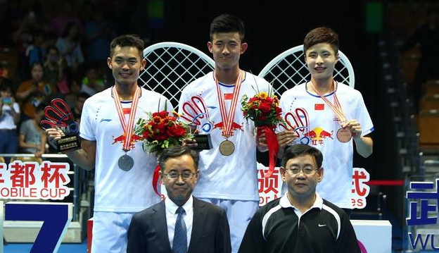 法国羽毛球队完胜印尼羽毛球队，谌龙统治全场的简单介绍