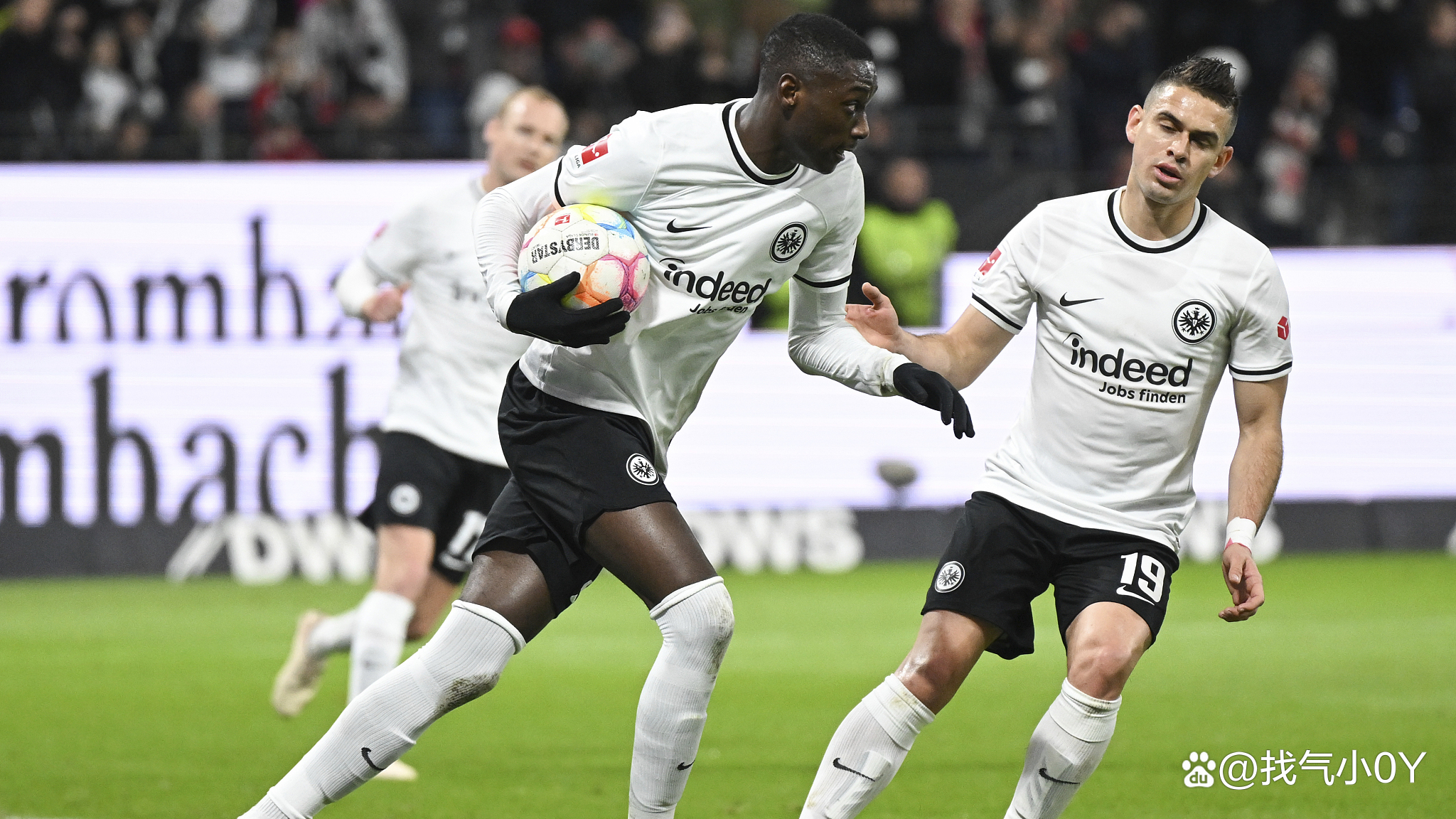 法兰克福将在主场迎战汉诺威，豪取三分