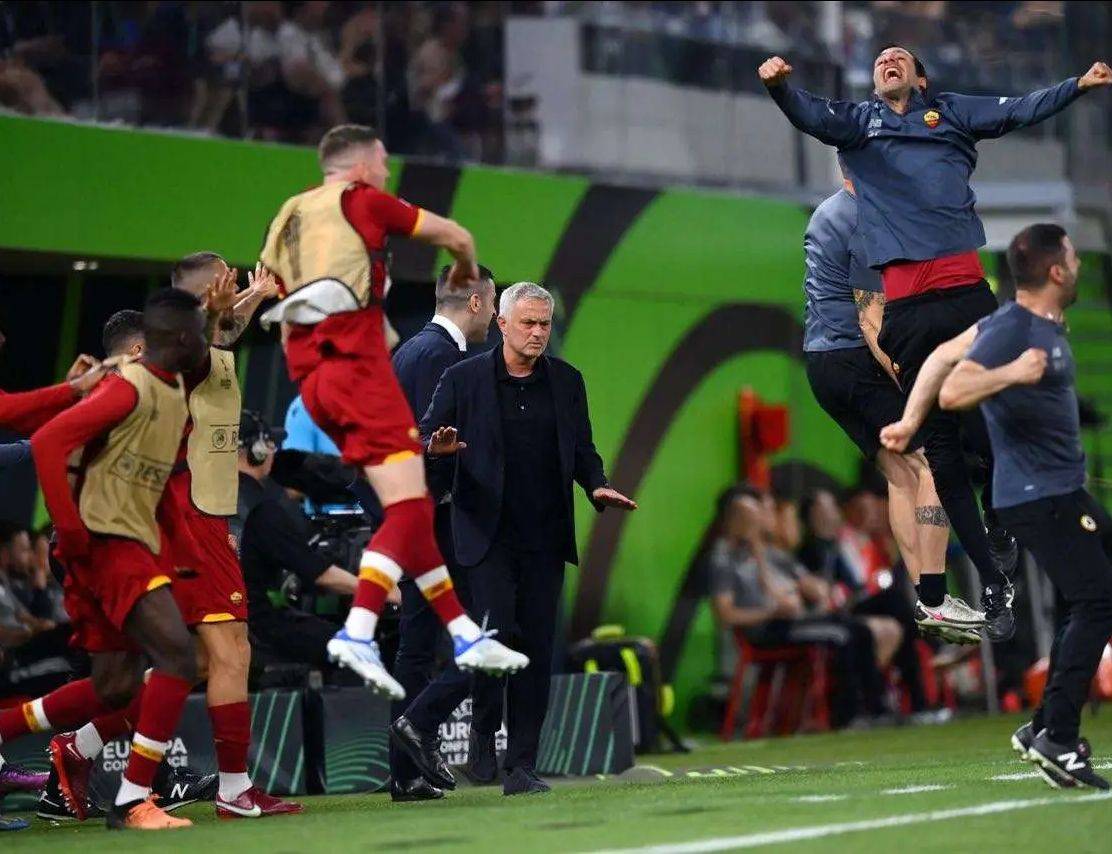 罗马国米大战打响，双方球迷热情支持的简单介绍