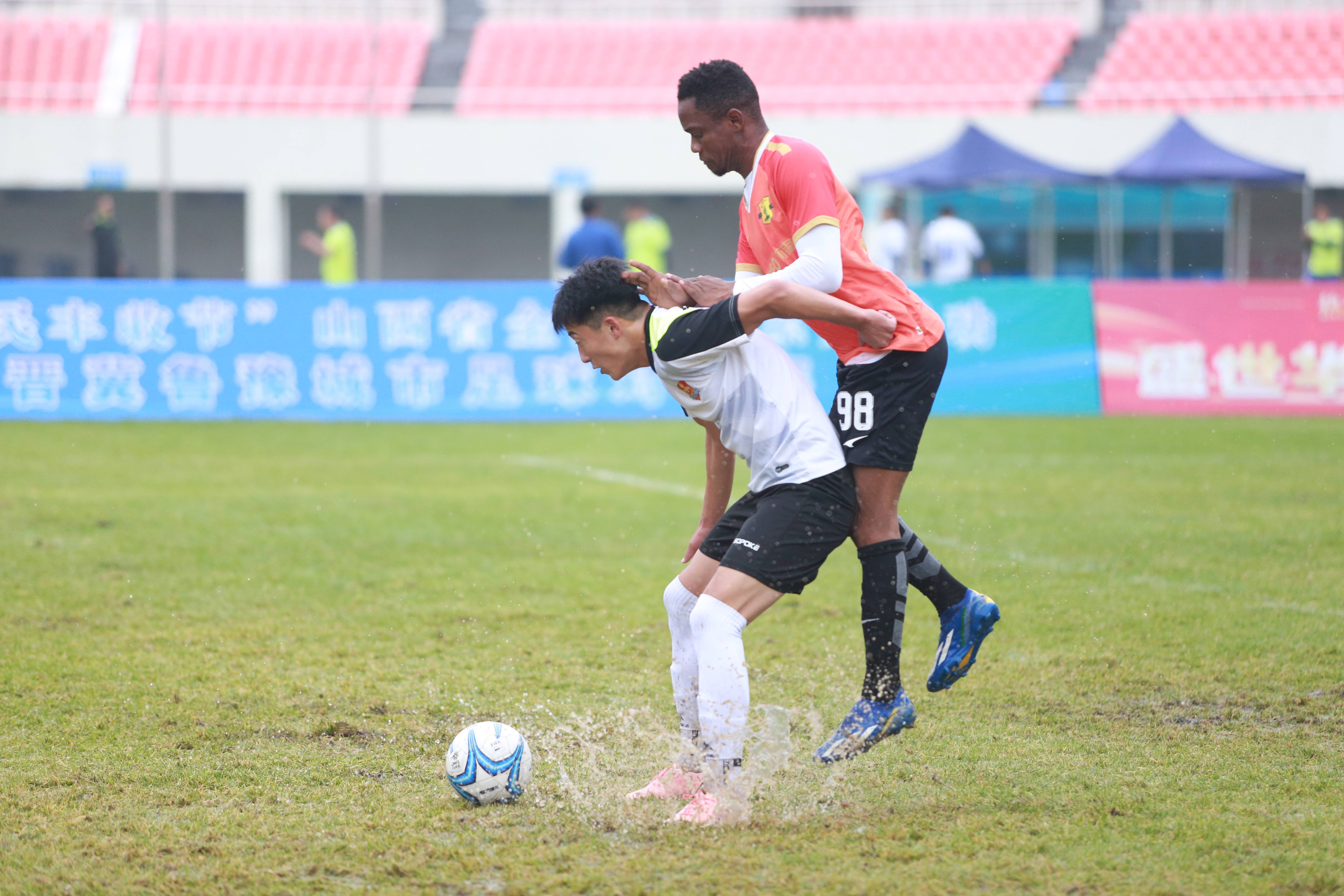 东亚区域足球盛会现身，强队对抗观众热情亦不减的简单介绍