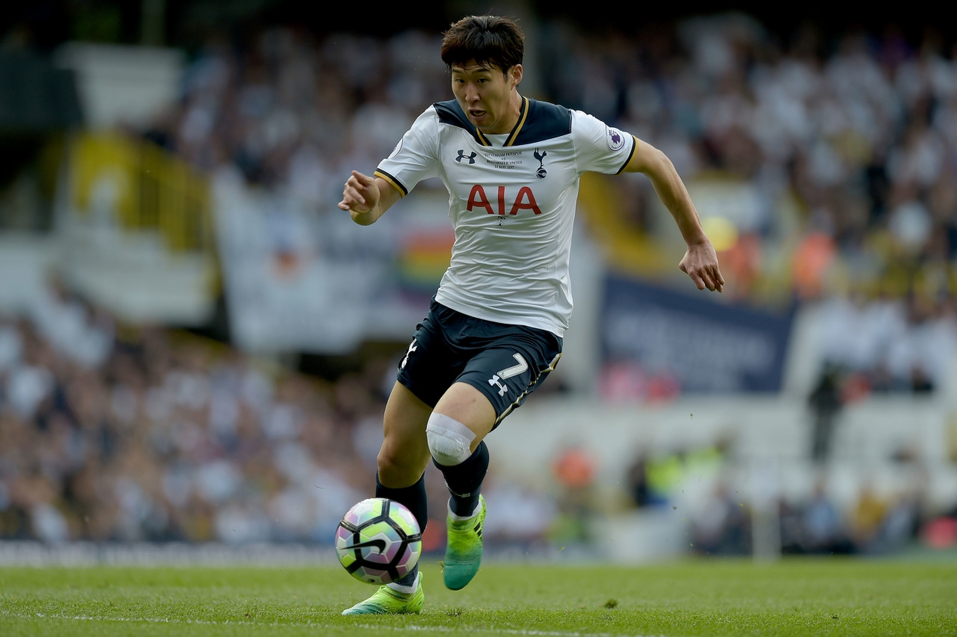 曼联险胜哥伦比亚，孙兴慜惊艳世界的简单介绍