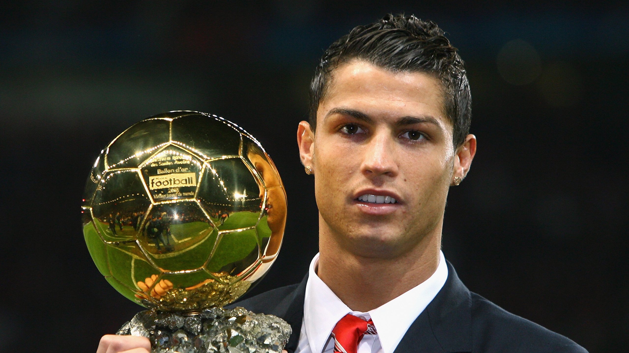 赛道上的诗人,基耶萨在F1年度争冠之夜的统治性独白